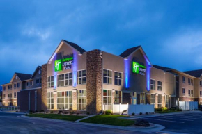 Гостиница Holiday Inn Express & Suites Rapid City, an IHG Hotel  Рапид-Сити